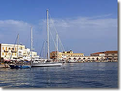 Syros Ermoupolis port