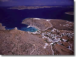 Iraklia port, Agios Georgios bay